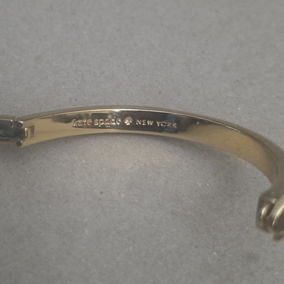 Kate Spade New York Bangle Bracelet in Green - Picture 2 of 8